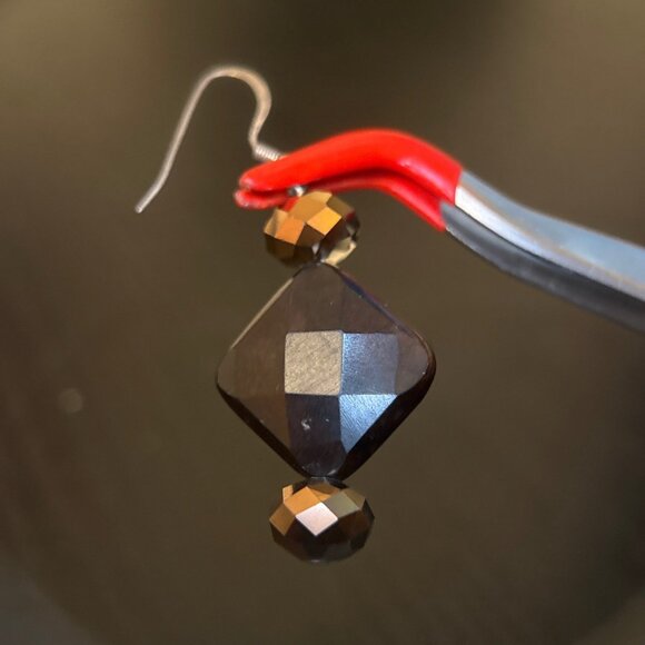 Black Faceted Dangle Earrings - Picture 3 of 5